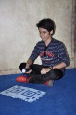 Darsheel Safary at playstation game launch in Infinity Mall, Mumbai on 20th Nov 2012 (6).JPG